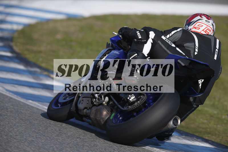 /Archiv-2024/02 29.01.-02.02.2024 Moto Center Thun Jerez/Gruppe gruen-green/backside